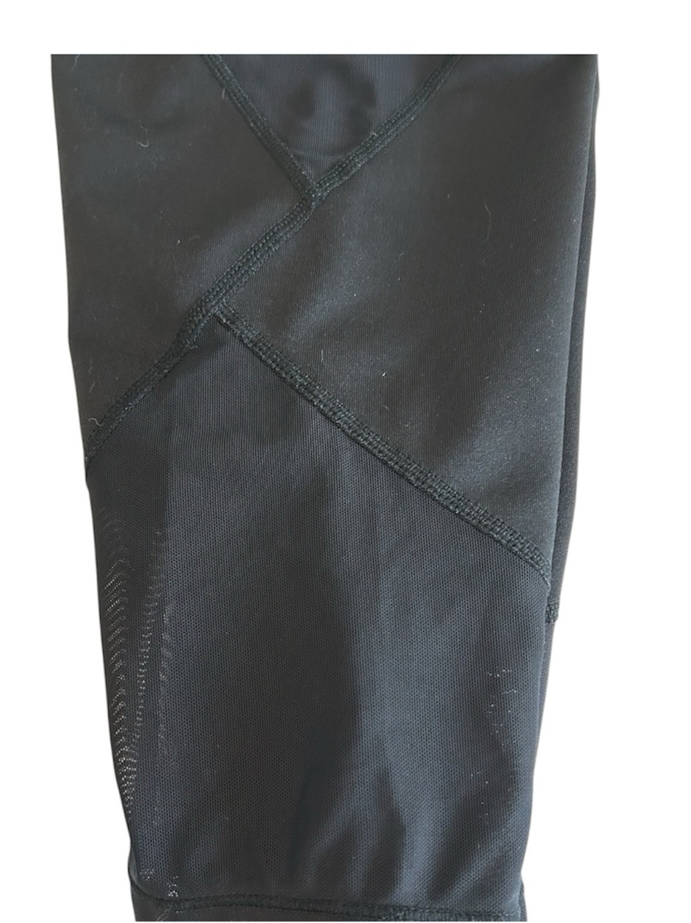 Athleta Mesh Sonar Capri Yoga Pants - Picture 5 of 8